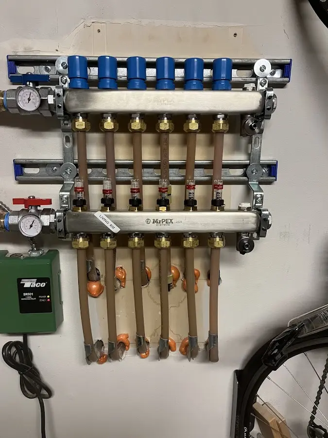 Plumber performing Sink Repair at a residential property in Lake Los Angeles